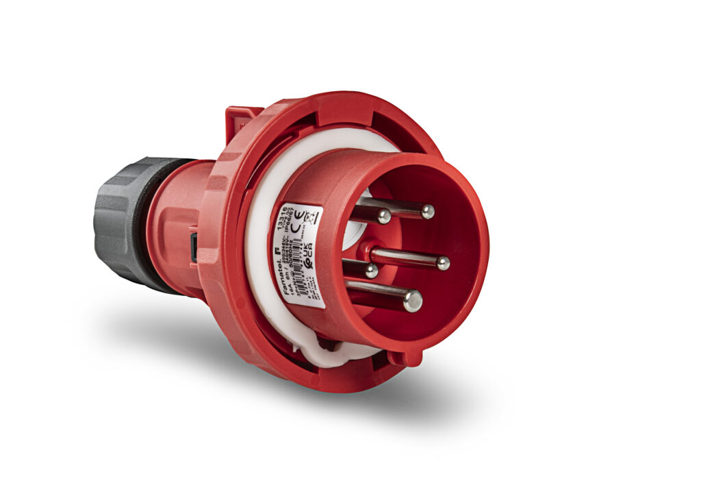 Clavija movil inversor fase 16A IP66-67