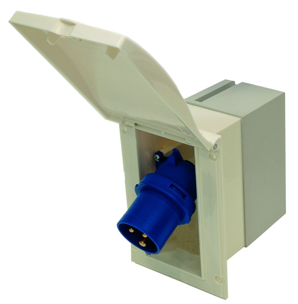 IP44 tilting flush-mounted plug