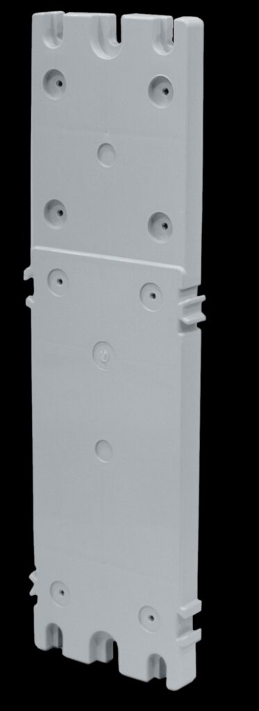 Modular plate for interlocked sockets