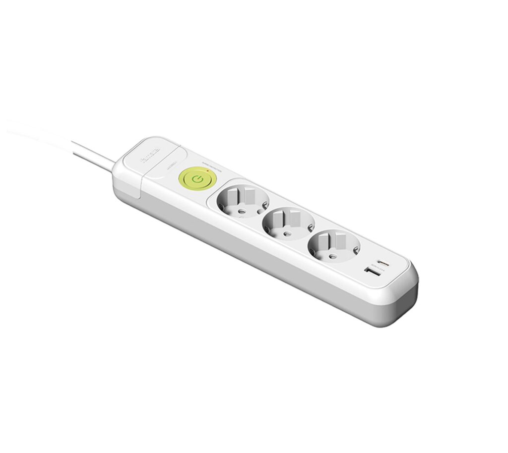 Base 3 tomas 16A, interruptor, USB-A + USB-C + 1.5m m cable